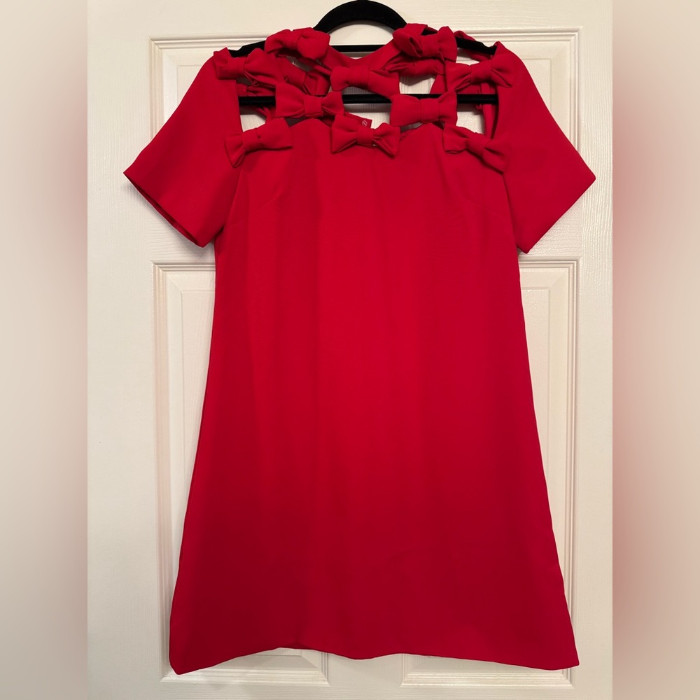 Bow dress